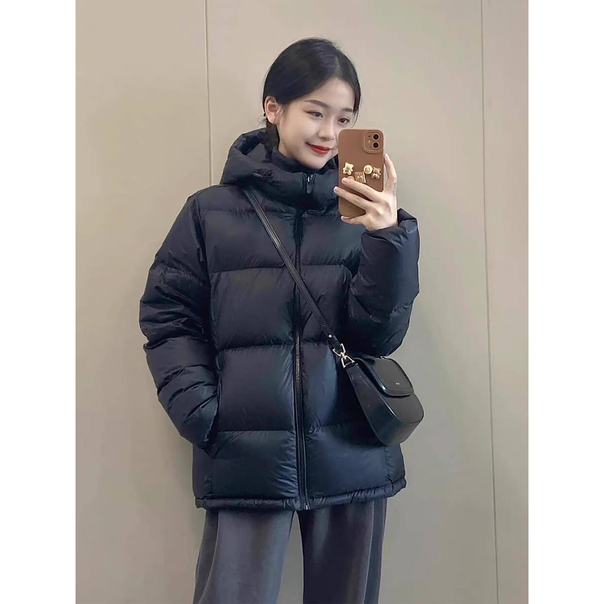 2025冬季新款黑色羽绒服短款女连帽白鸭绒加厚情侣保暖面包服外套