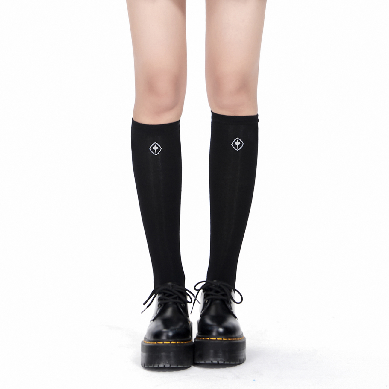 乐序黑色中筒袜女黑色