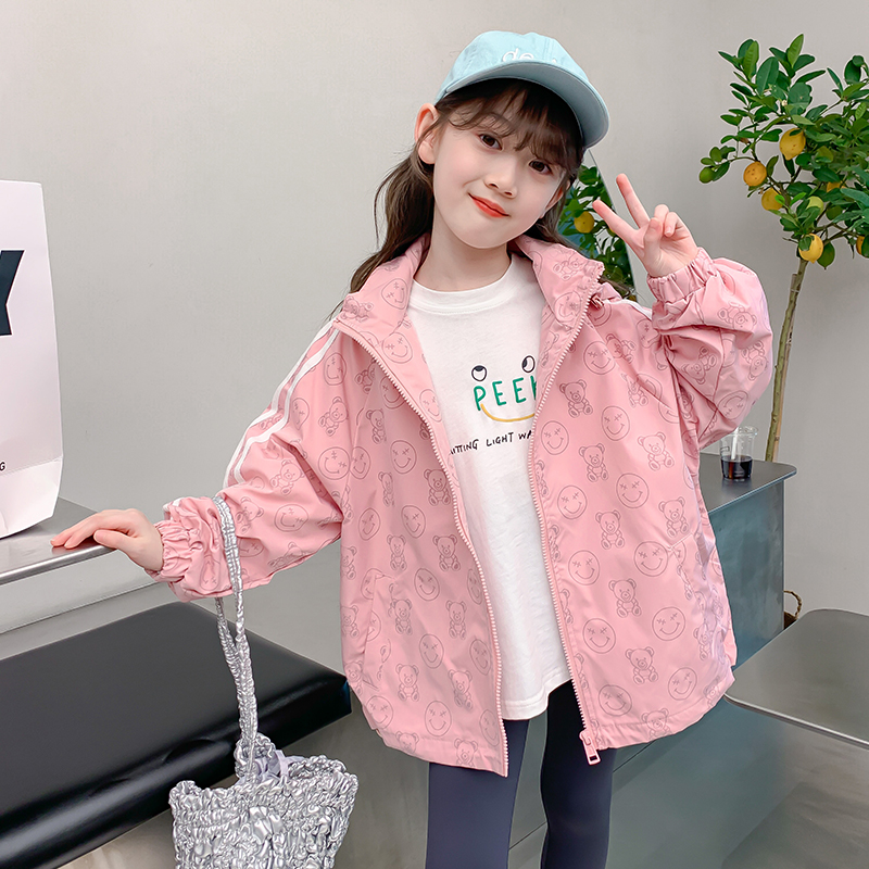 女童冲锋衣外套春秋款2024新款童装儿童洋气春装女孩春季连帽上衣
