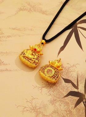 雕刻花丝麒麟福袋吊坠项链女时尚