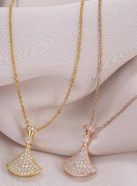 小裙子项链女小众扇形满钻设计