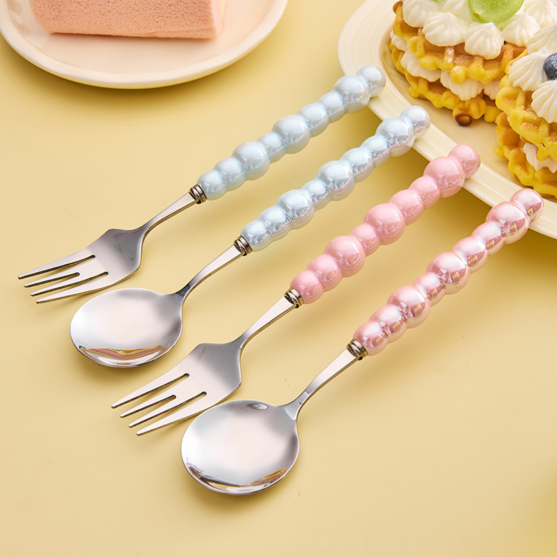 冰糖葫芦叉勺哄娃吃饭的神器