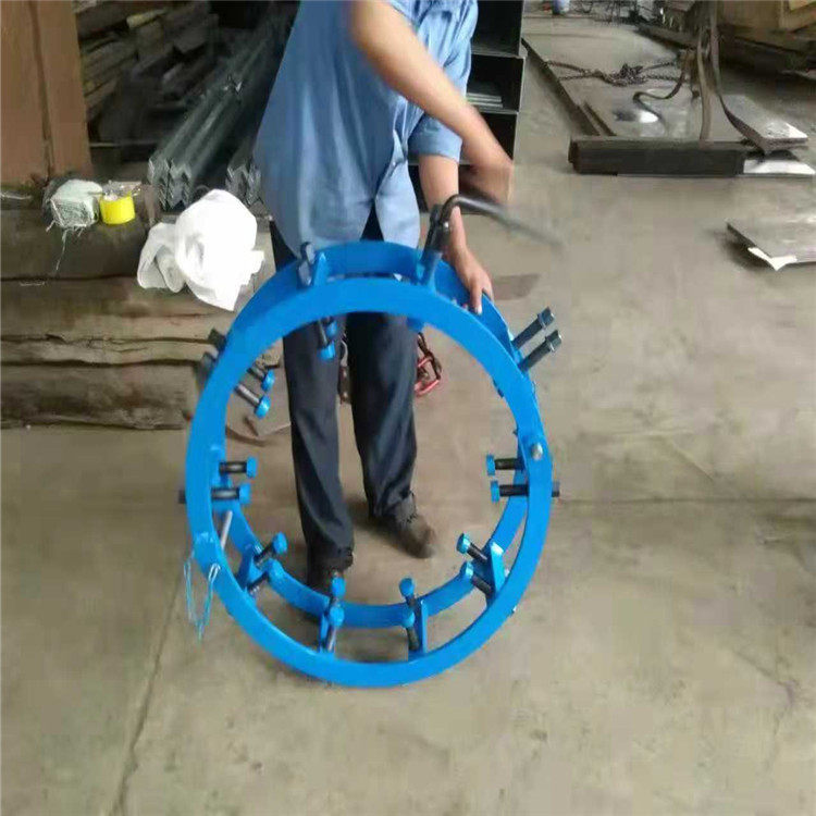 液压千斤顶管子接口器液压双边顶丝对接器大口径管道焊接外对口器