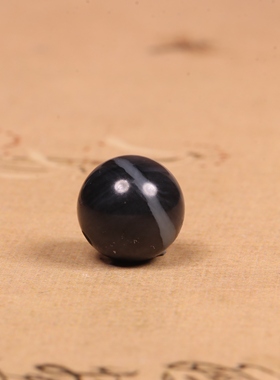 正宗新疆和田玉青花籽料10mm