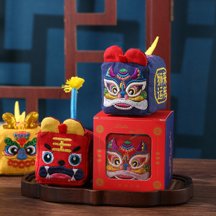 非遗手工刺绣布老虎醒狮沙包新年春节日创意小礼品送儿童小孩礼物