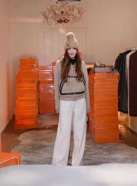 秋季新款高级感连帽拉链羊毛百搭女款外套MKKQ67663【澳门小源】