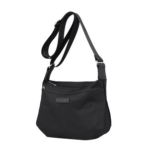 轻便包包女新款2025牛津布斜挎小包高级感时尚单肩帆布包简约女包