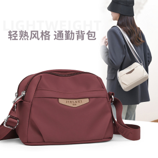 轻便斜挎包女新款 枕头包多层尼龙布通勤小包女士休闲单肩帆布包潮