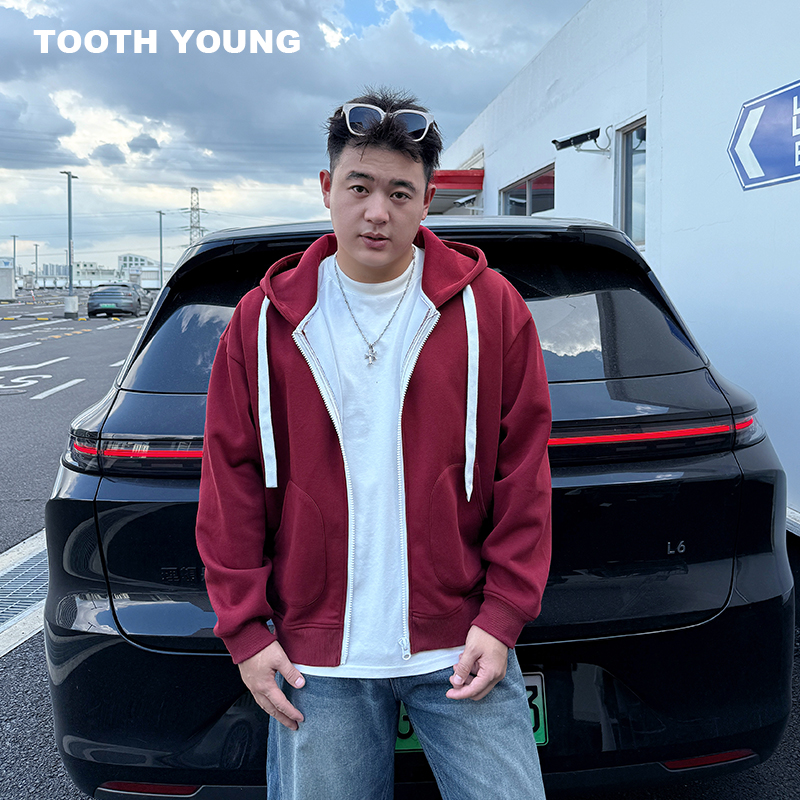 郑一爱穿搭【红丝绒蛋糕】400g秋季极简休闲插肩袖连帽运动卫衣