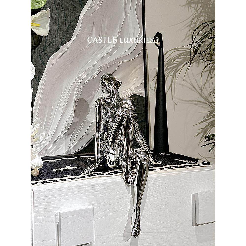 瓦碧趣空山基地机械女神高端饰品入口艺术雕塑客厅灯光豪华家装