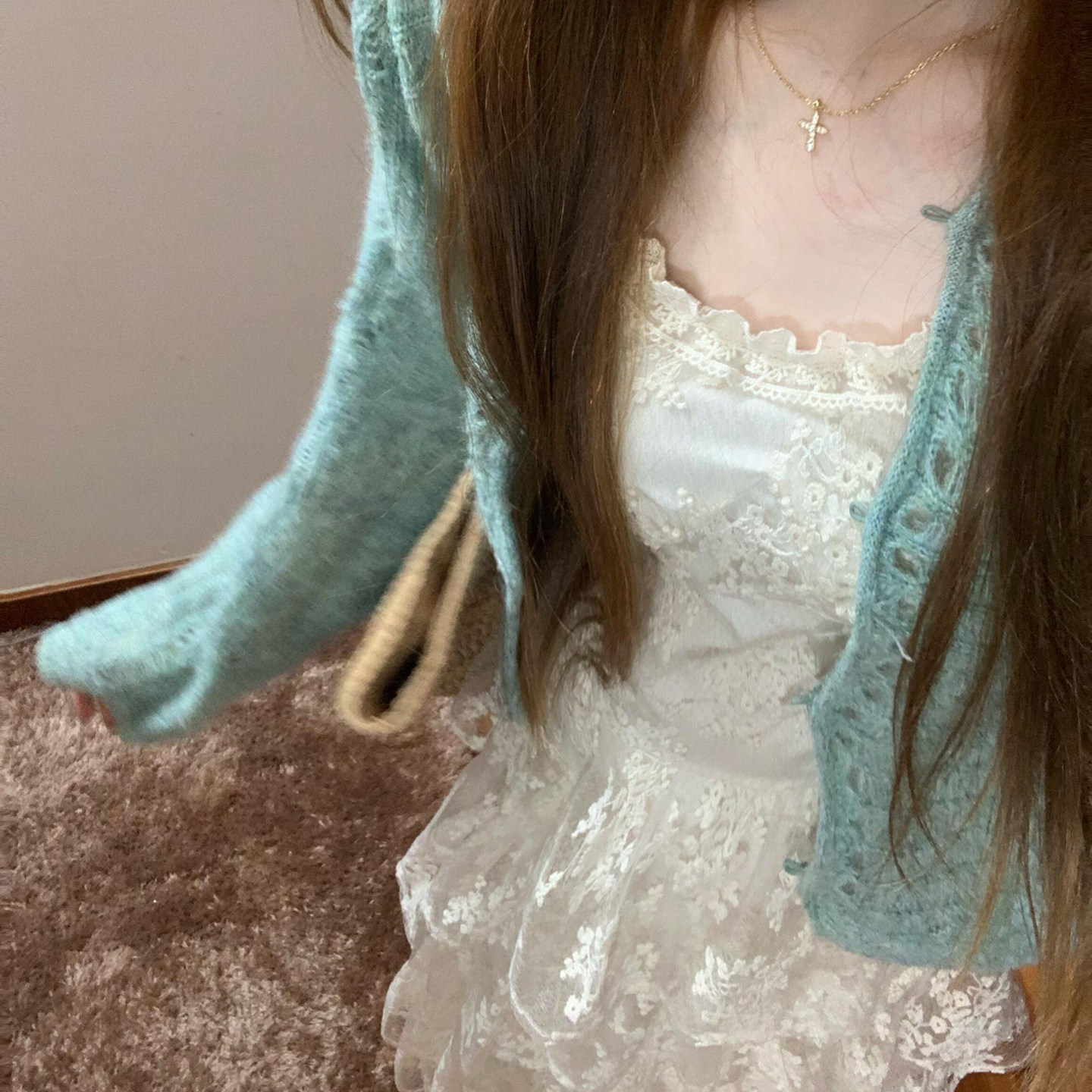 甜美风蕾丝吊带蛋糕裙女图片