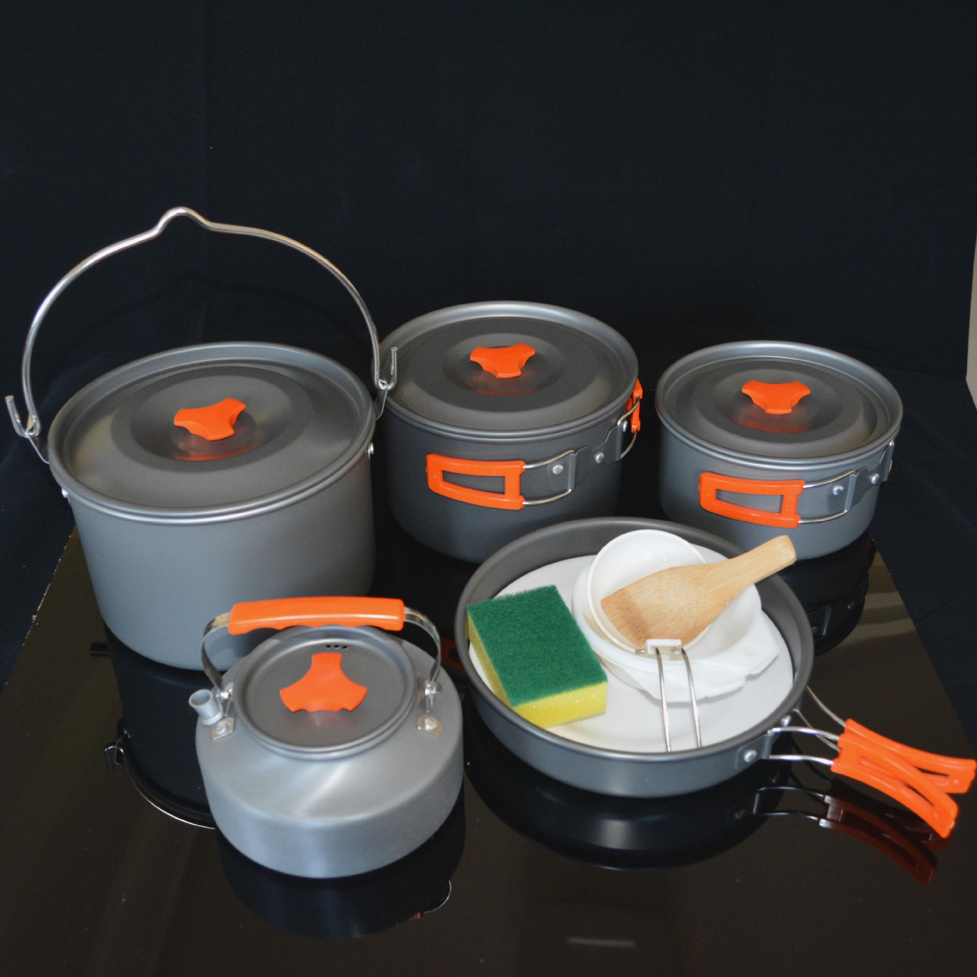 AL-601户外野营套锅7-8人带1.1升水壶套装露营炊具自驾游装备野炊