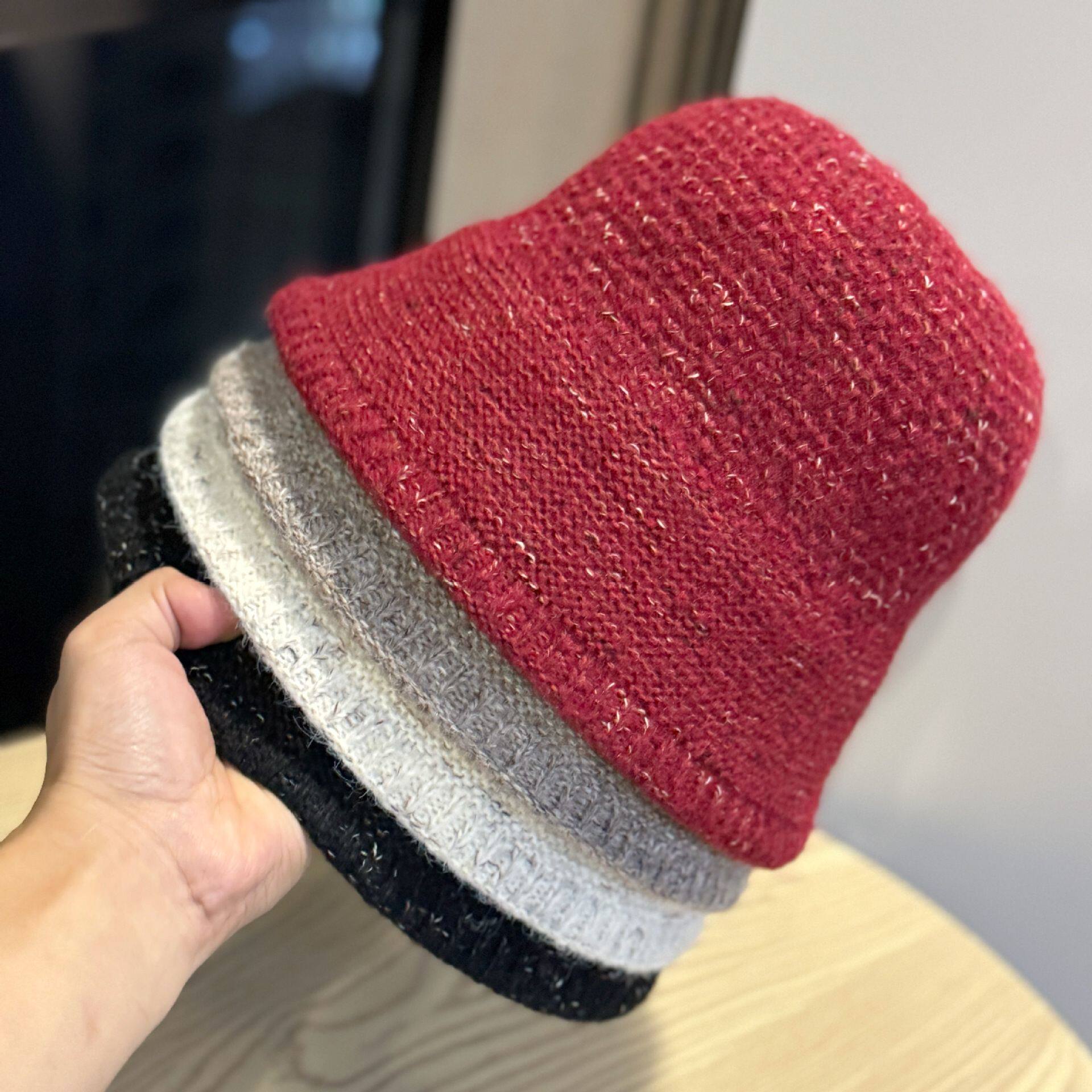 韩版彩色手工针织帽女秋冬保暖护耳毛绒钩针盆帽时尚百搭毛线帽潮