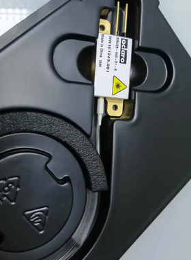 25瓦Oclaro940nm105/125NA0.15光纤半导体激光器光纤激光器泵浦源