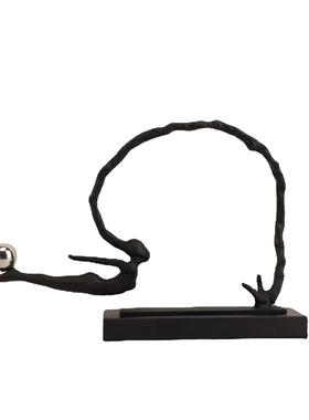 北欧极简金属人物摆件样板房卧室客厅餐厅书房酒柜家居装饰品