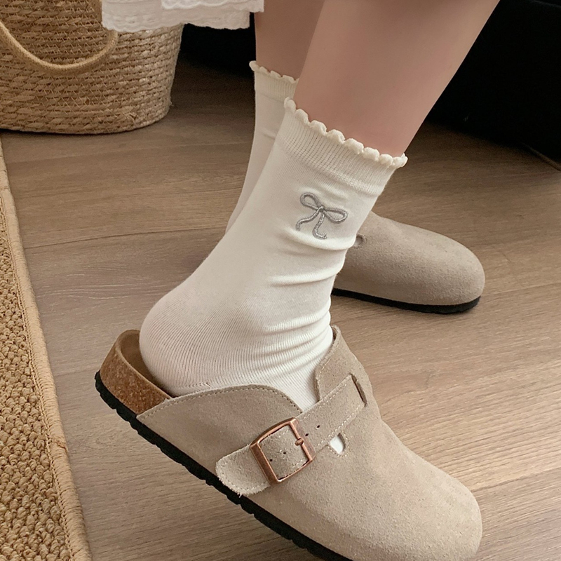 刺绣蝴蝶结花边堆堆袜女