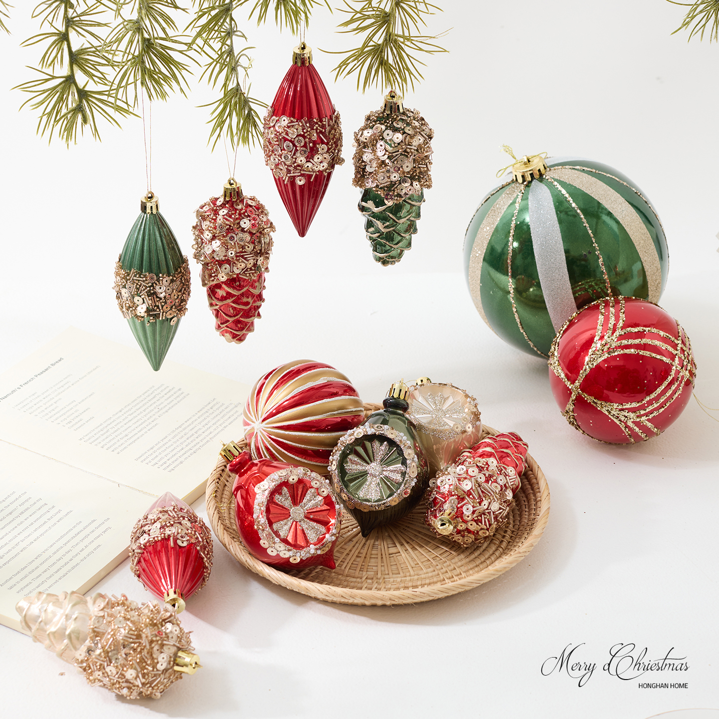 泓瀚圣诞节装饰品吊饰圣诞树装饰挂件15cm红绿手绘圣诞球异形彩球
