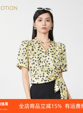 旗下芬岸女装商场同款夏季浪漫优雅V领绑带时尚印花上衣XK2J3013