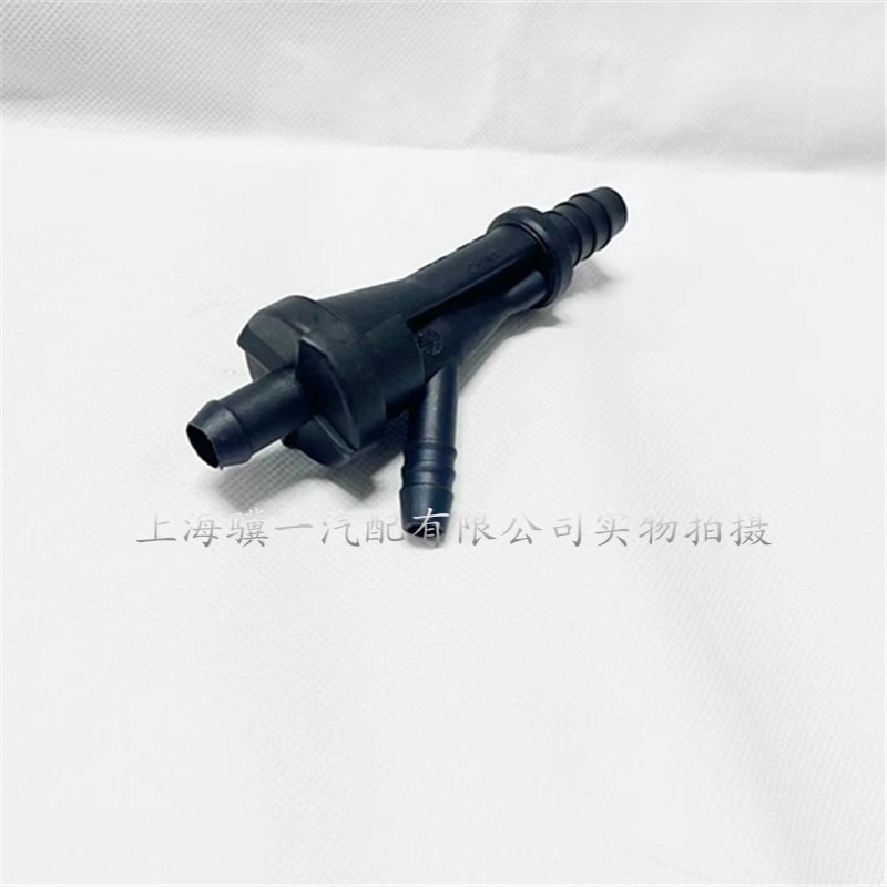 宝来帕萨特领驭C5A6喷油泵三通废气管058133753B 058 133 753 D