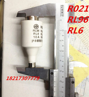 沪丰 RO22陶瓷保险丝 熔断器熔芯 R021 RL6 500V 2A4A6A10A16A