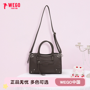 WEGO双用铆钉波士顿包小众设计单肩包手提包百搭通勤斜挎时尚女包