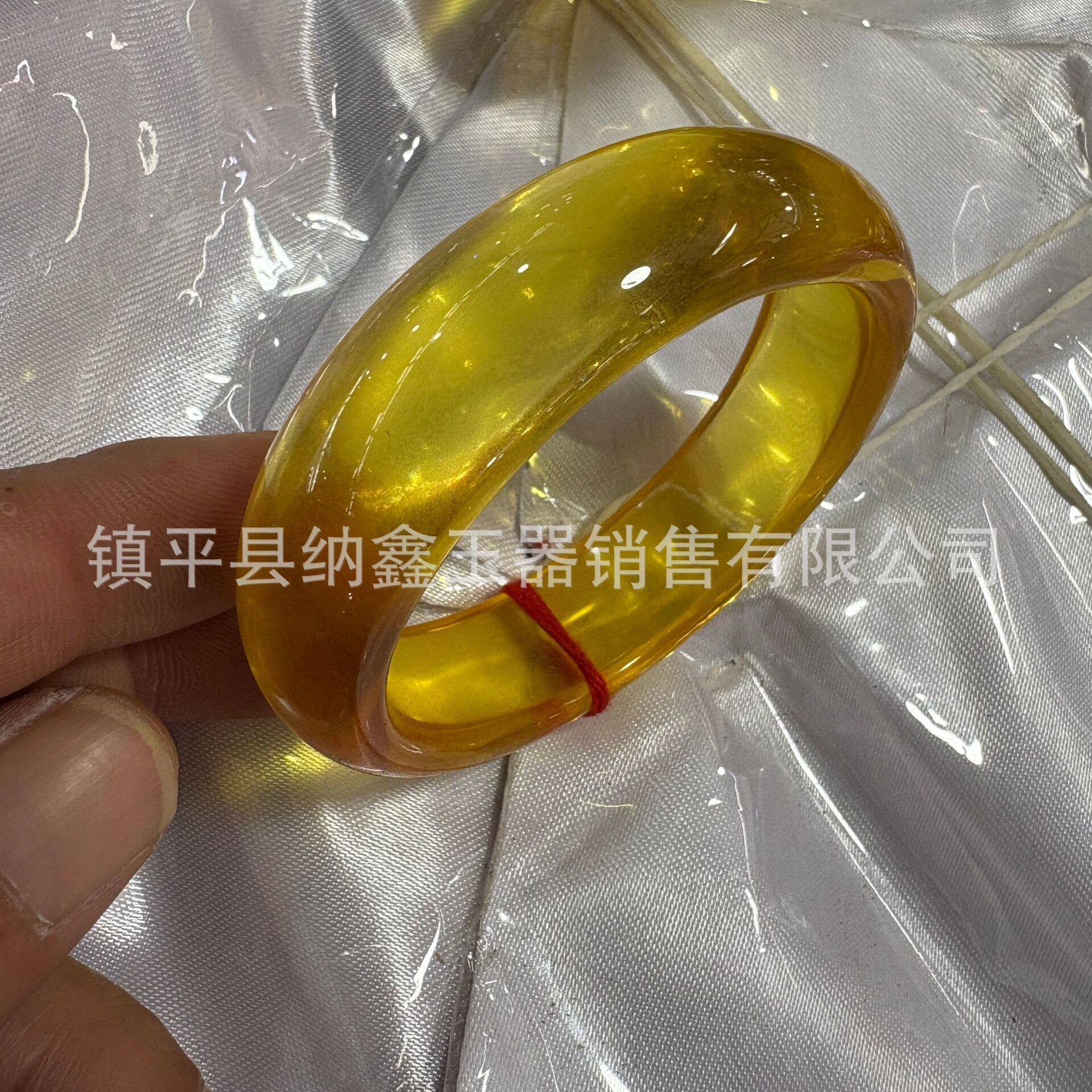 2026厂家琉璃黄色手镯玻璃黄色正圈手镯仿黄水晶手镯冰透无瑕疵