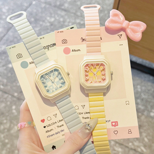 儿童手表女学生女孩初高中只看时间女生女款 初中生小学生专用电子