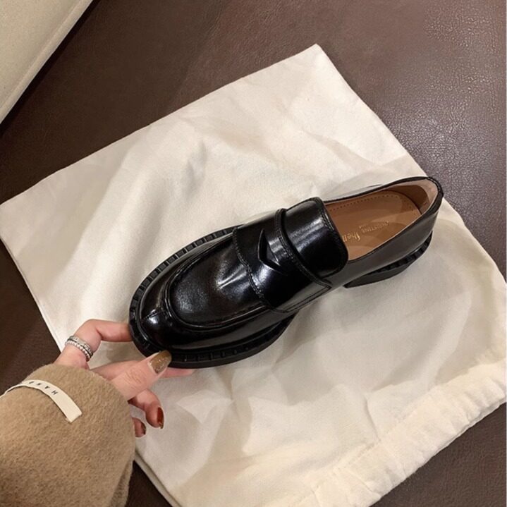 【葡萄妈同款】升级版本~进口胎水马皮厚底粗跟乐福单鞋女小皮鞋