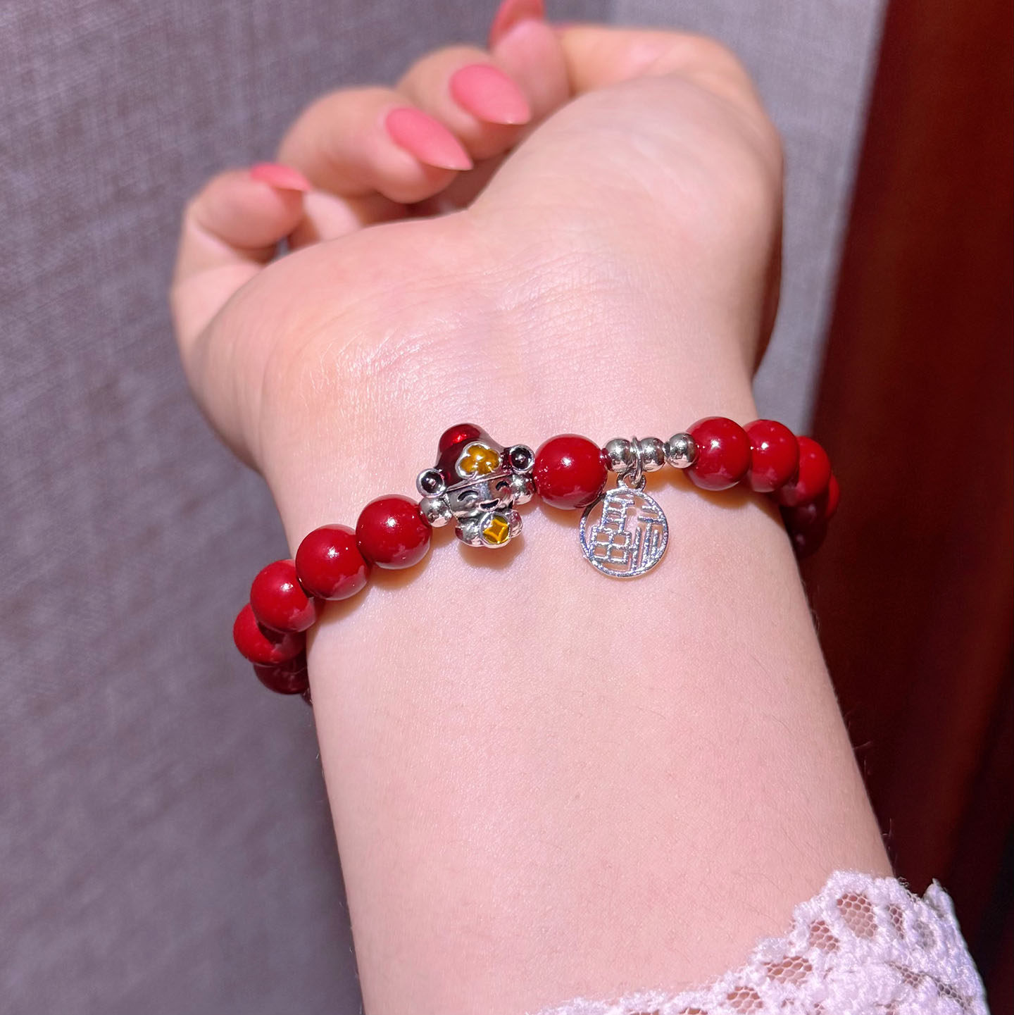 红色转运珠小财神手链女2026年新款潮设计感新中式复古风百搭手串