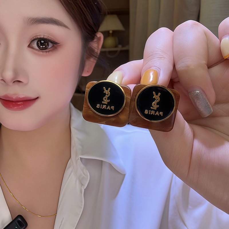 法式黑色简约欧美耳钉女