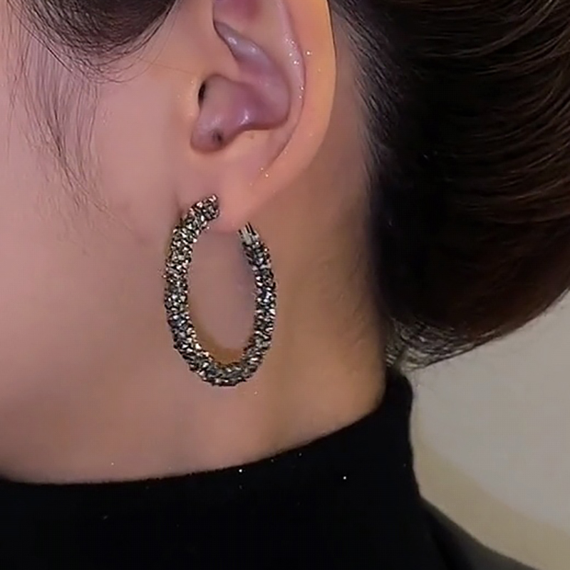 高级感耳环2021年小众设计感耳饰