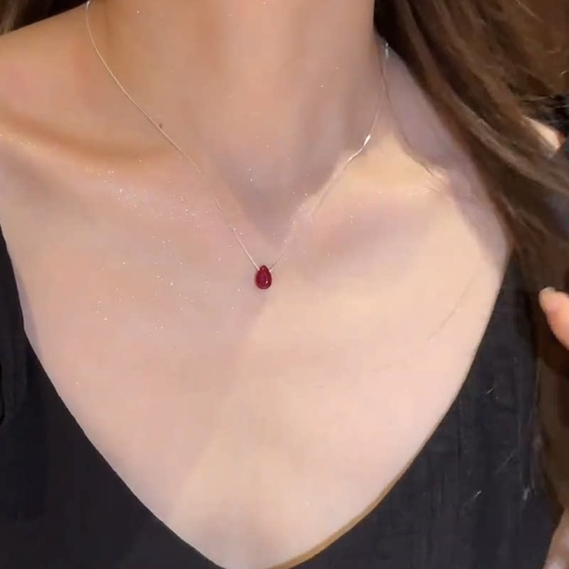 简约风红色水滴吊坠抽拉项链女