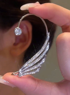 网红同款羽毛耳挂耳夹无耳洞耳环女2023年新款潮小众设计感耳饰女