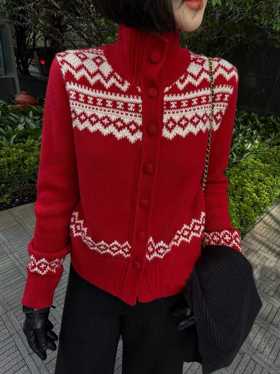 2025秋冬新款圣诞新年女装时尚休闲百搭圆领长袖羊毛针织衫