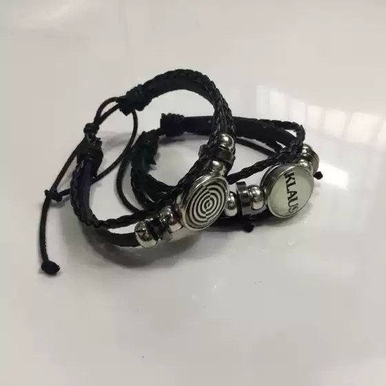 [Buy One, Get One Free] Independent Undercover Swirl Bracelet, Unisex Cleanfit