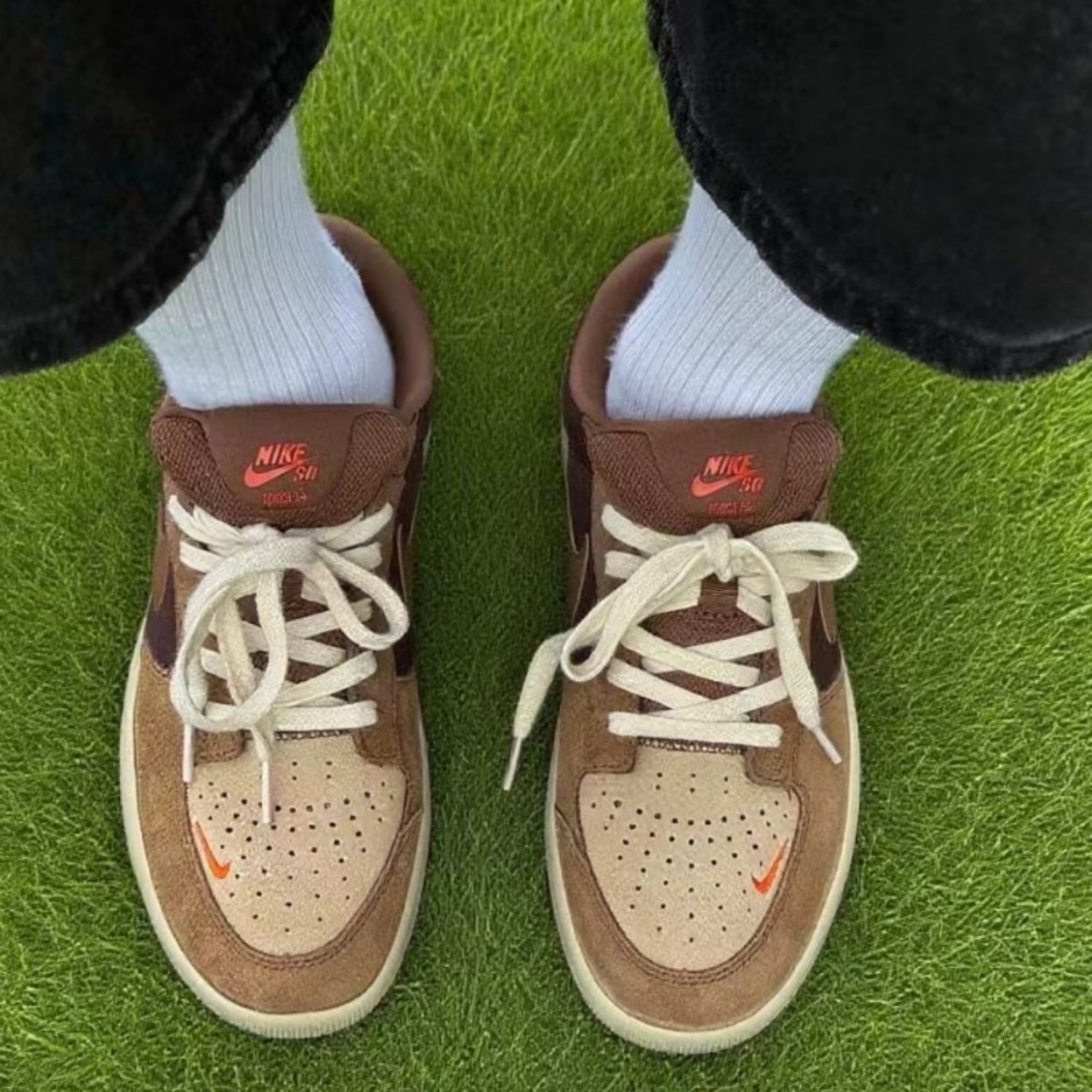 耐克男女同款低帮休闲运动鞋