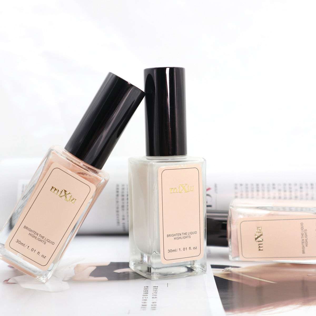 MIXIU抖音爆款遮瑕水感润弹提亮液持久保湿隔离控油