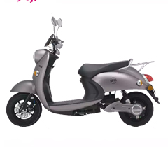 爱玛大迪欧电动车配件外壳配件灯具电瓶车外壳配件脚踏板原厂尾灯