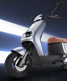 爱玛破冰A505电动车配件原厂外壳烤漆件大灯塑料外观件原装 正品