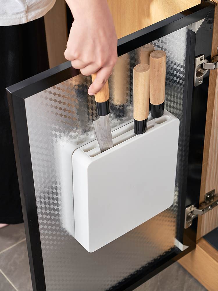 日本刀具收纳层架厨房壁挂式隐形插刀架整体橱柜门免打孔超薄隐藏