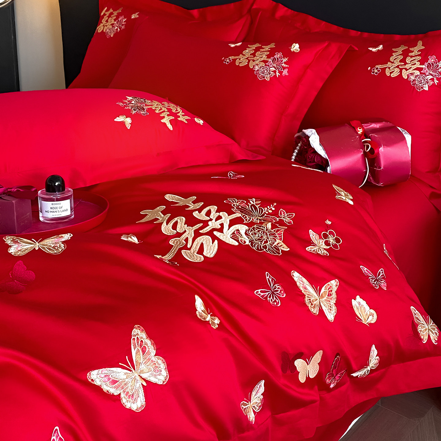 馨荷家纺新中式婚庆四件套大红色蝴蝶刺绣被套结婚房喜被陪嫁床品,床上用品,婚庆床品套件,淘宝优惠券,粉丝福利购,淘宝优惠卷