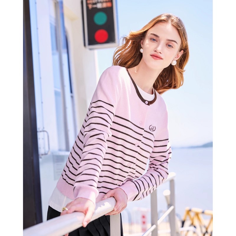 秋水伊人绵羊毛混纺开衫圆领排扣