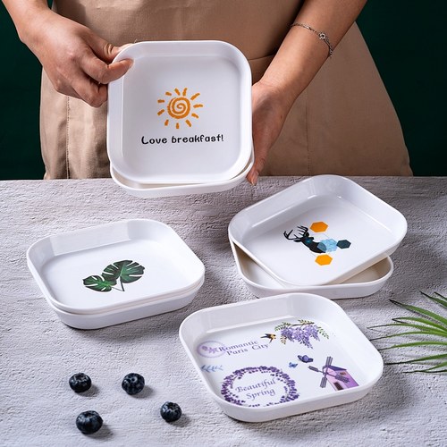 餐桌垃圾水果零食盘点心吐骨头