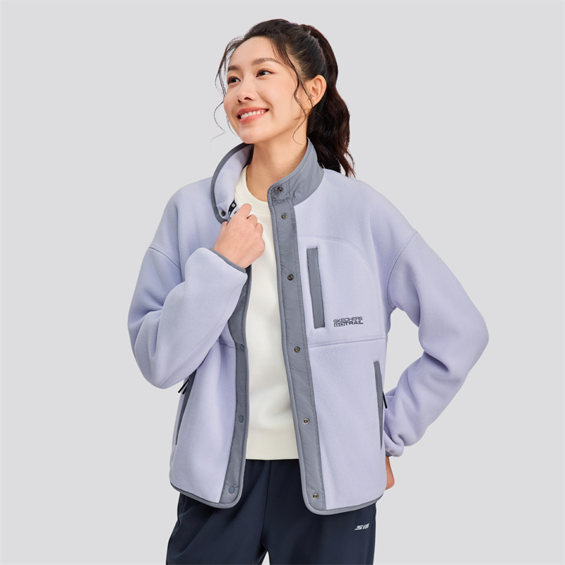 斯凯奇秋冬女时尚摇粒绒保暖外套