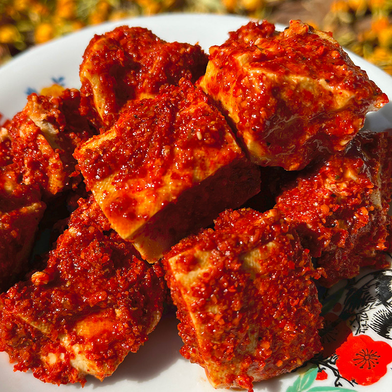 小青坛江西特产鲜香豆腐乳香辣下饭丝滑细腻软糯手工霉豆腐腐乳