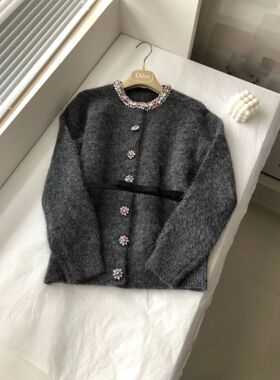 26早春新款女士圆领钉珠羊毛开衫外套