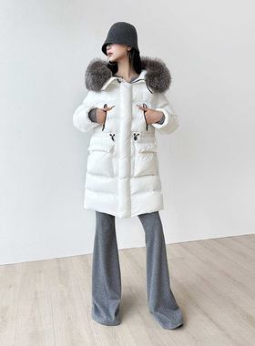 设计感白色95白鹅绒连帽银狐大毛领2025冬新款中长款羽绒服外套女
