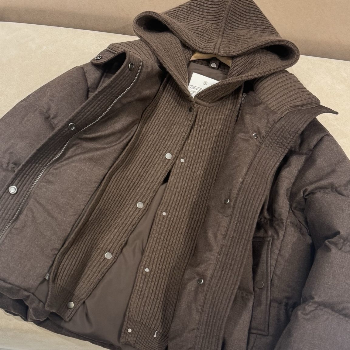 2025新款BC女士休闲时尚可拆卸针织连帽鹅绒保暖面包服