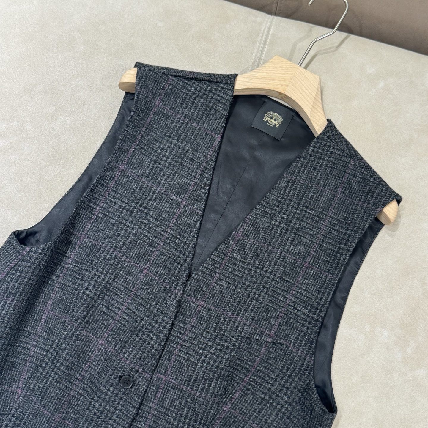 2025新款女士休闲时尚百搭对格羊毛背心马甲