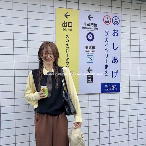 日式地铁站大海报装饰画奶茶店